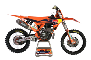 665302_KTM_450_SX-F_Jeffrey_Herlings_2025_Bike_Statics_2025_Red_Bull_KTM_Factory_Racing-removebg-preview